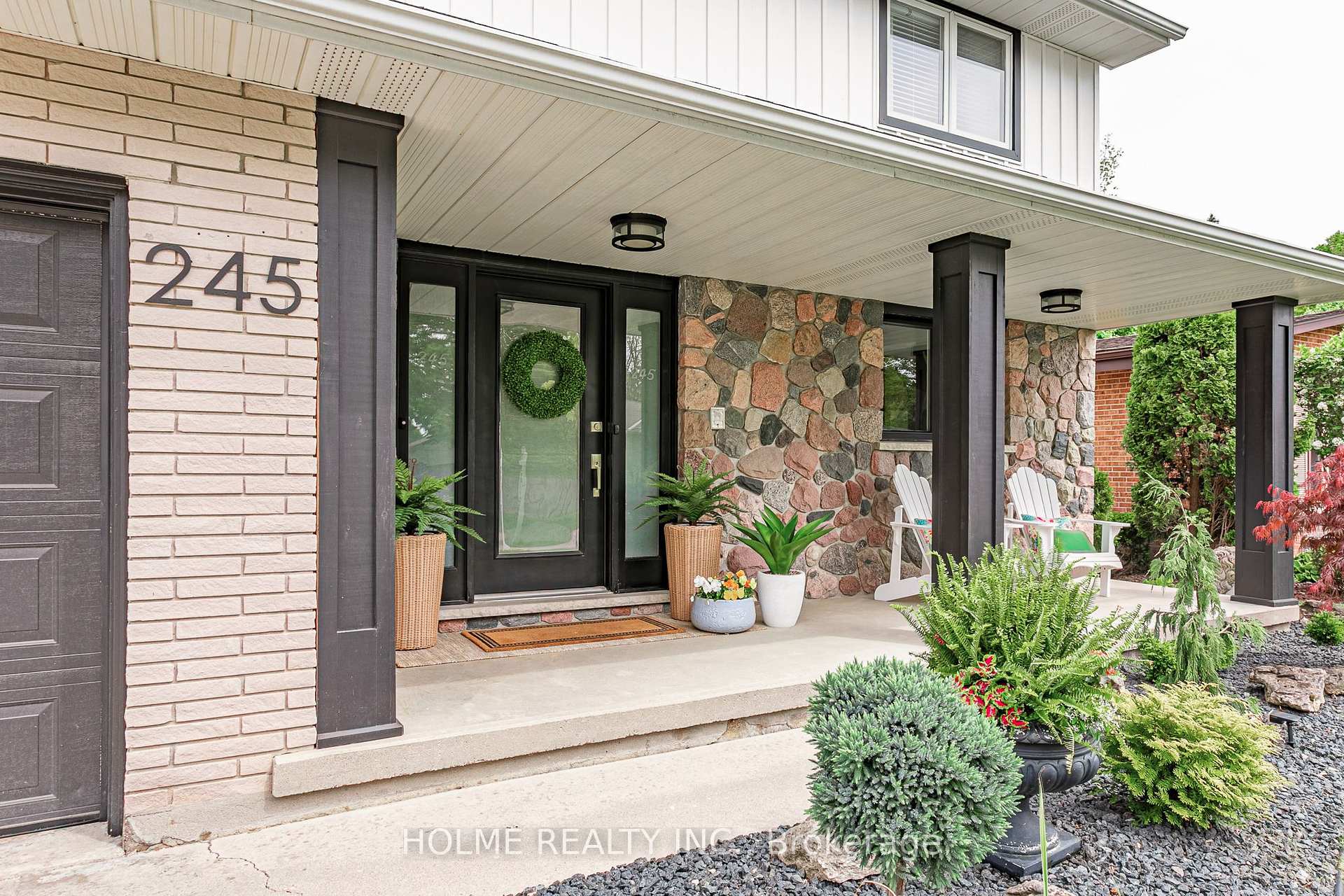 Photo 3 of 245 Riverview Drive, Strathroy-Caradoc, NE — HOMEH