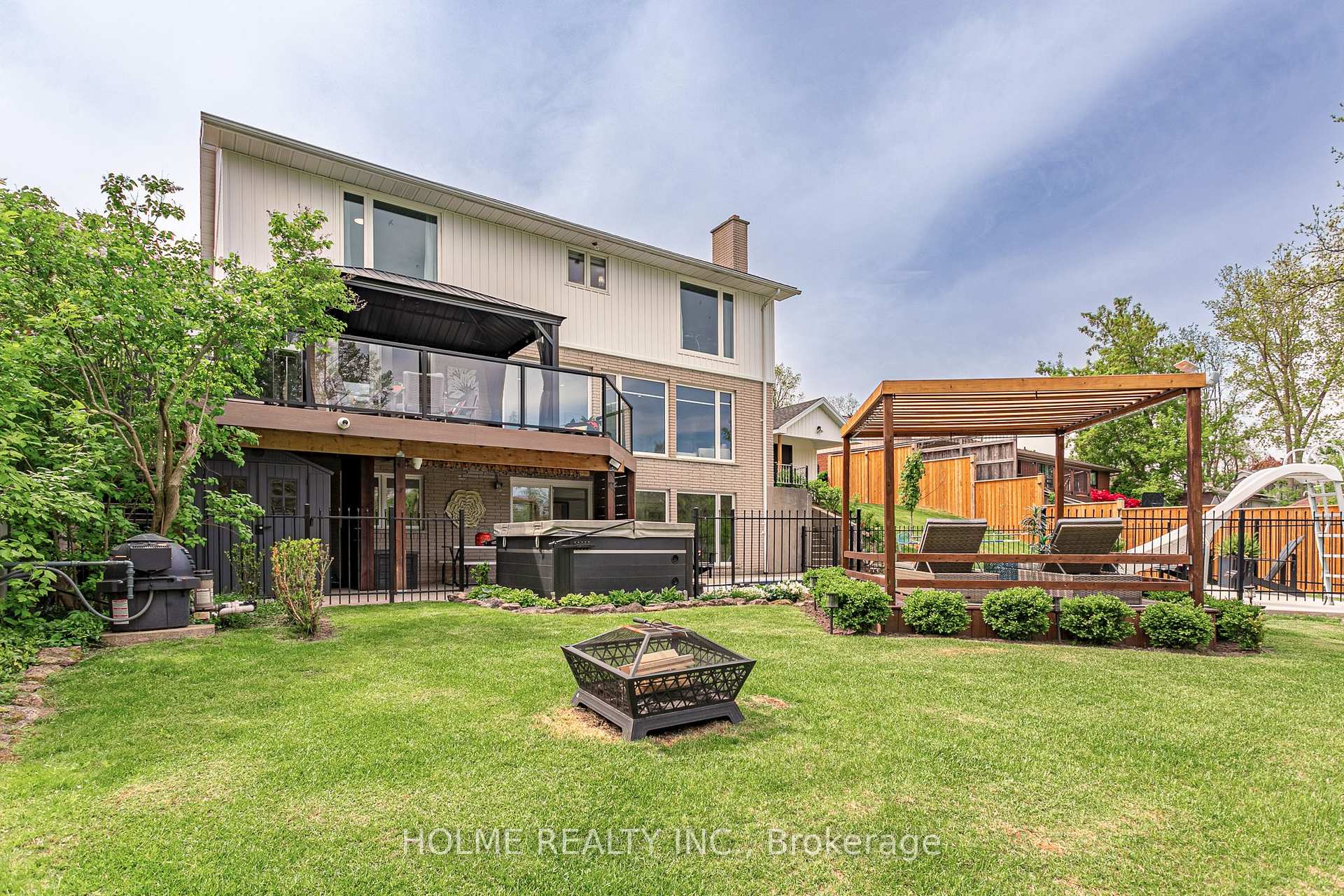 Photo 36 of 245 Riverview Drive, Strathroy-Caradoc, NE — HOMEH
