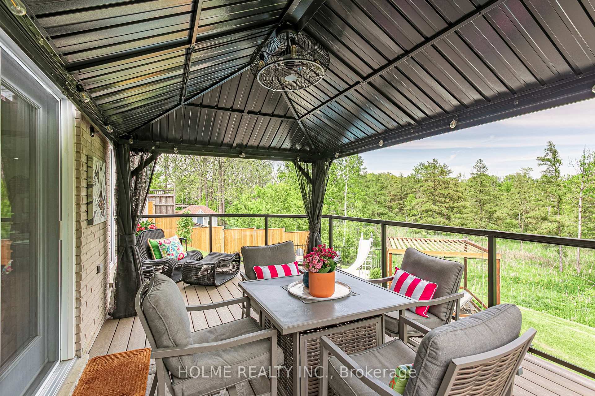 Photo 38 of 245 Riverview Drive, Strathroy-Caradoc, NE — HOMEH