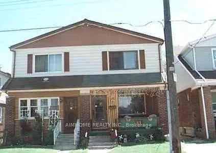 Front of RM L 81 Dentonia Park Avenue
