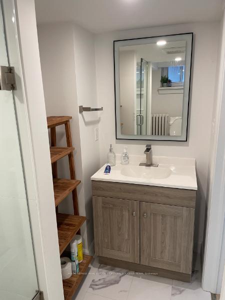 Photo 6 of Unit Bsmt, 10 Don Mills Road, Toronto, East York — HOMEH