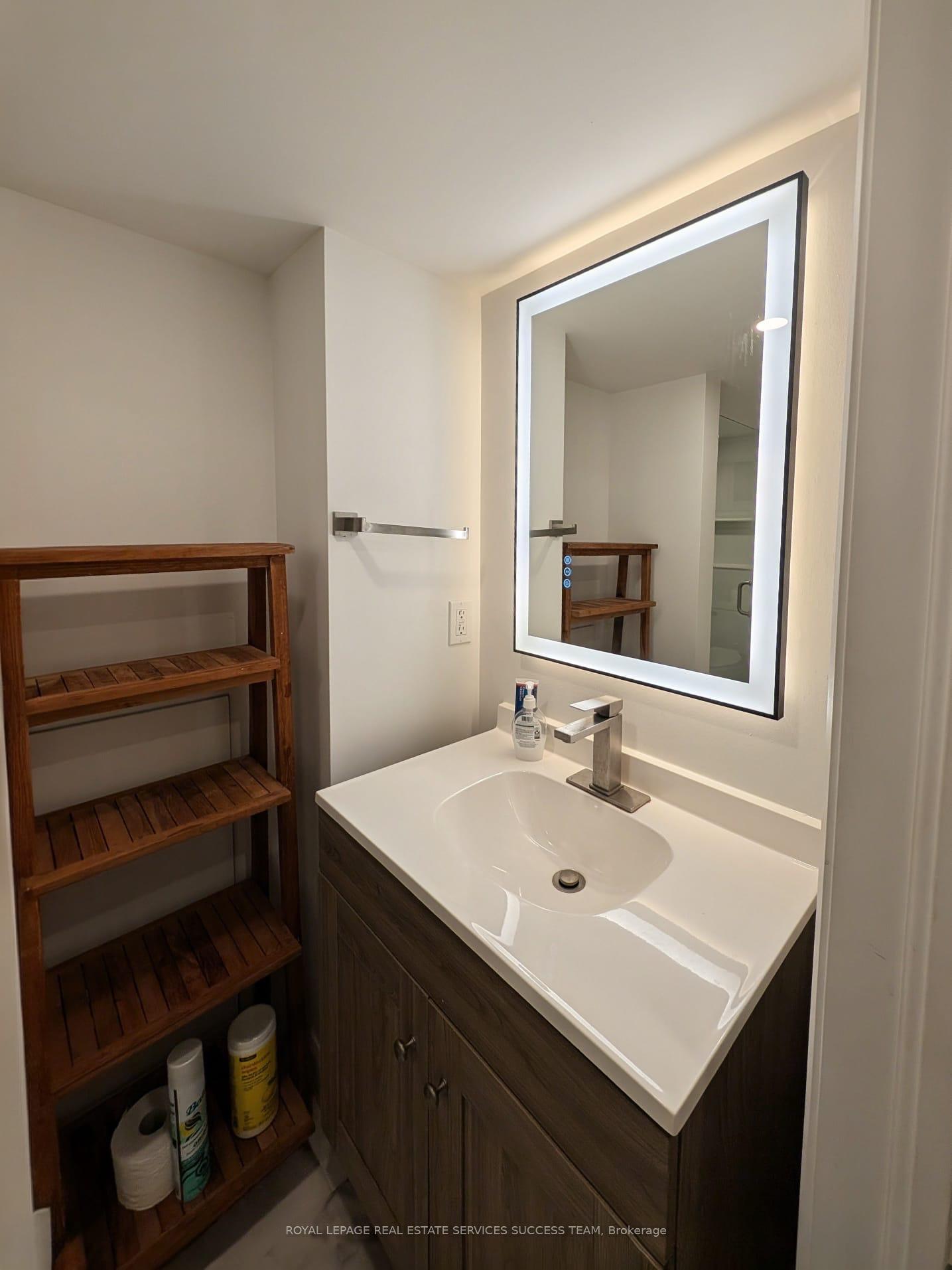 Photo 11 of Unit Bsmt, 10 Don Mills Road, Toronto, East York — HOMEH