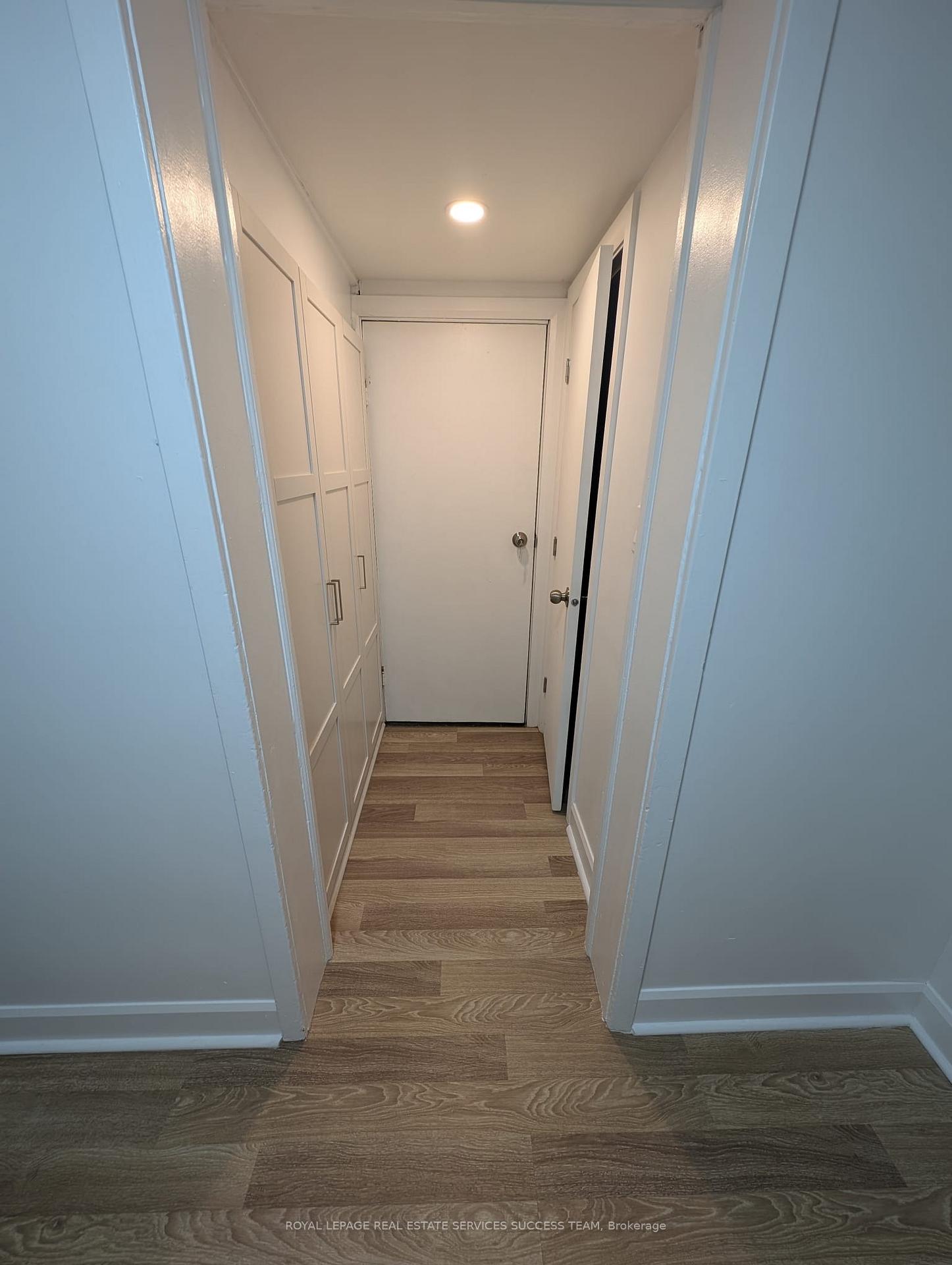 Photo 14 of Unit Bsmt, 10 Don Mills Road, Toronto, East York — HOMEH
