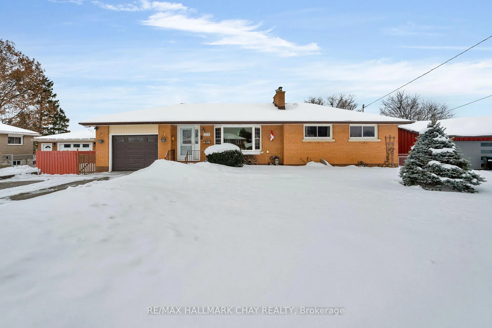 Photo 1 of 221 Warnica Road, Barrie, Painswick North — HOMEH