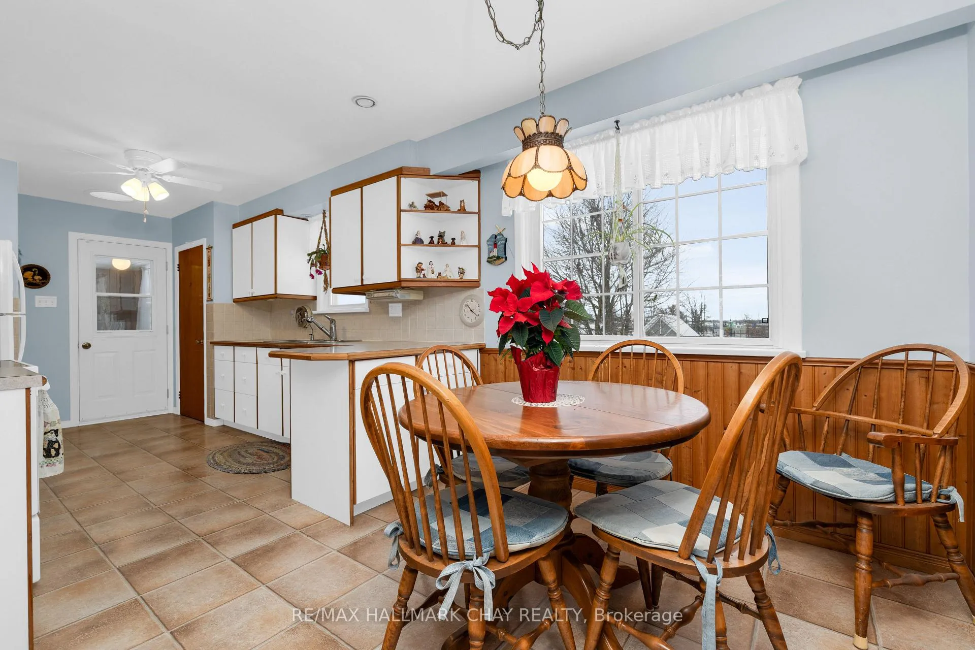 Photo 16 of 221 Warnica Road, Barrie, Painswick North — HOMEH