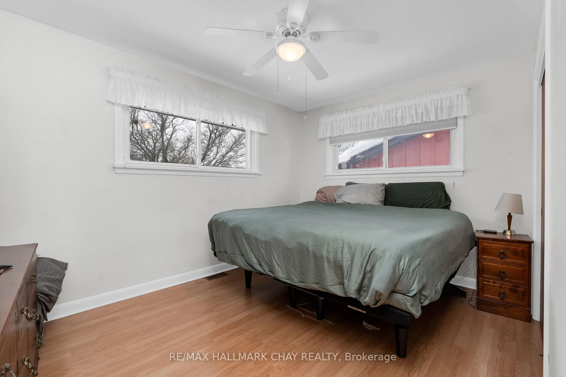 Photo 17 of 221 Warnica Road, Barrie, Painswick North — HOMEH