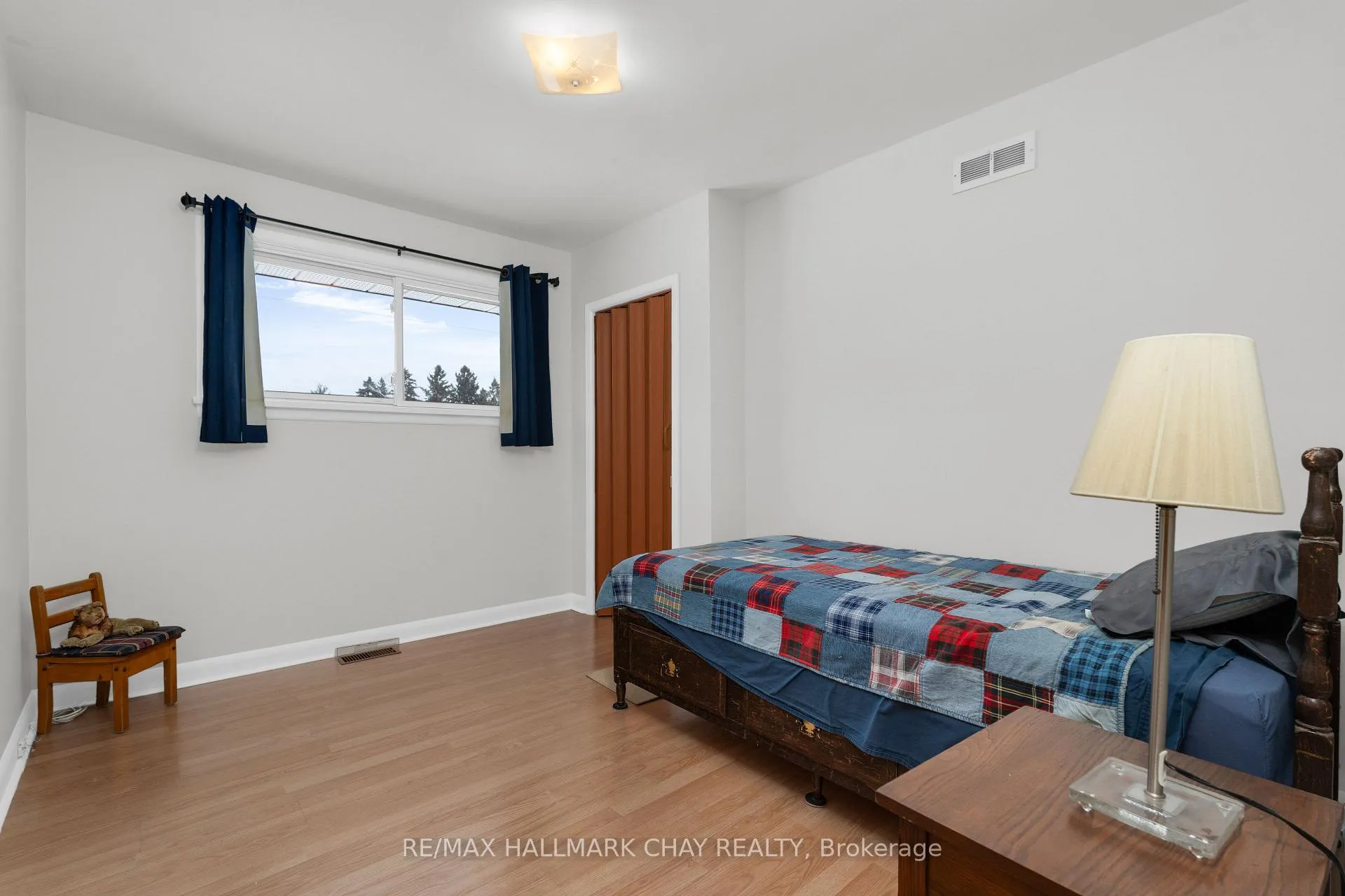 Photo 18 of 221 Warnica Road, Barrie, Painswick North — HOMEH