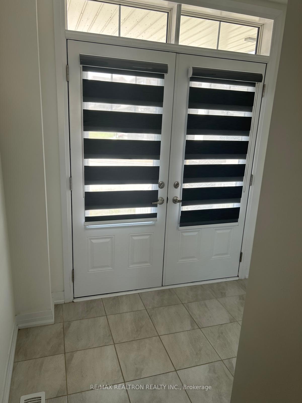 Photo 2 of 69 Velvet Way, Thorold, Rolling Meadows — HOMEH