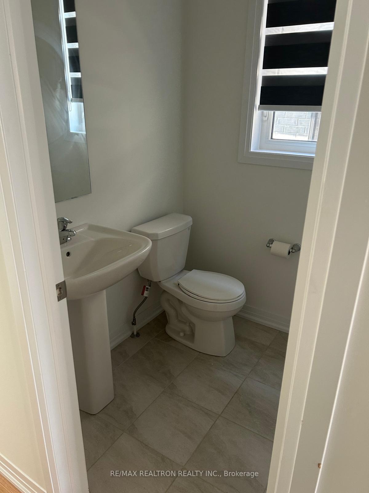 Photo 3 of 69 Velvet Way, Thorold, Rolling Meadows — HOMEH