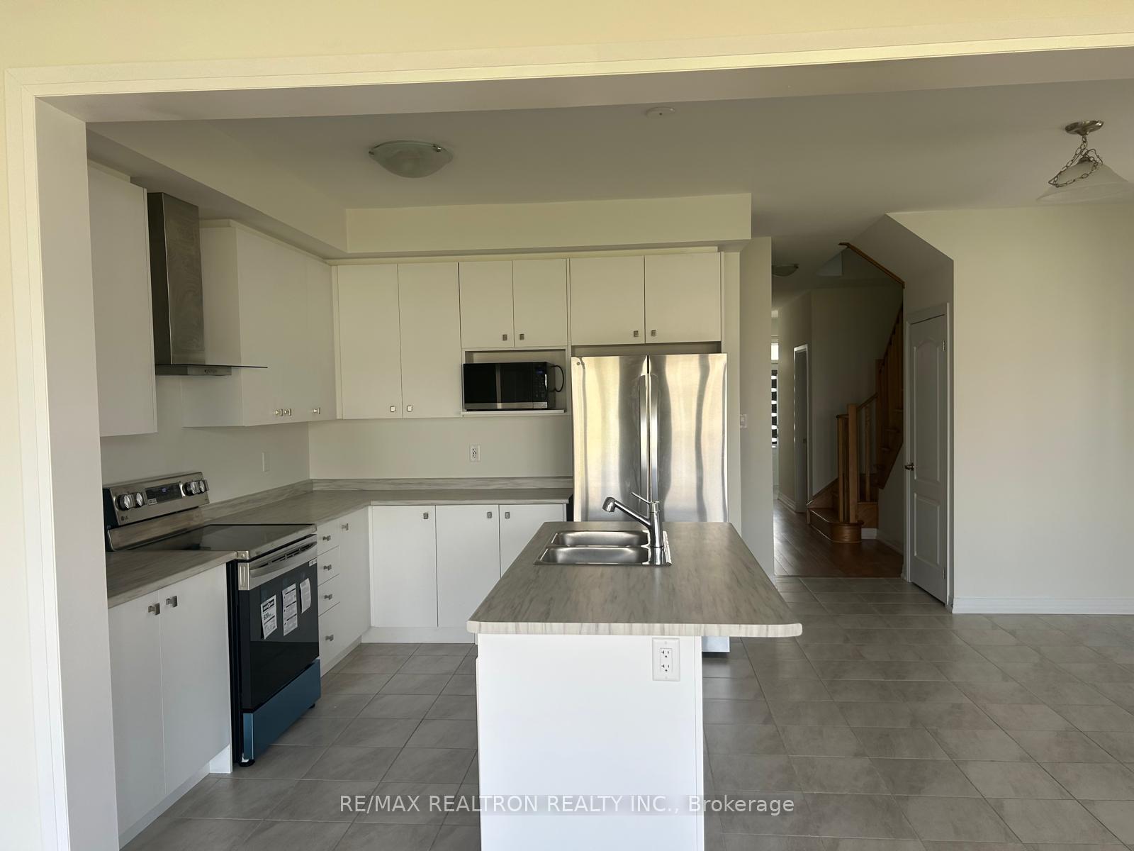 Photo 5 of 69 Velvet Way, Thorold, Rolling Meadows — HOMEH