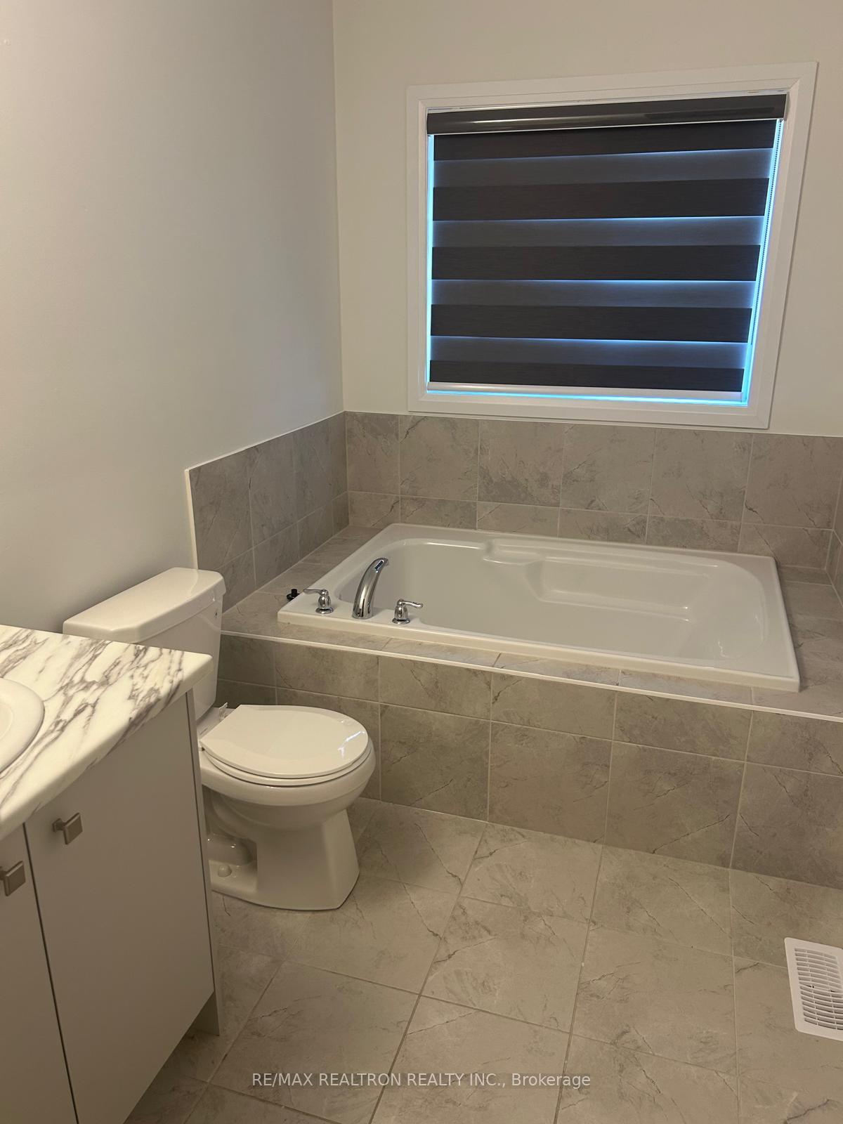 Photo 11 of 69 Velvet Way, Thorold, Rolling Meadows — HOMEH
