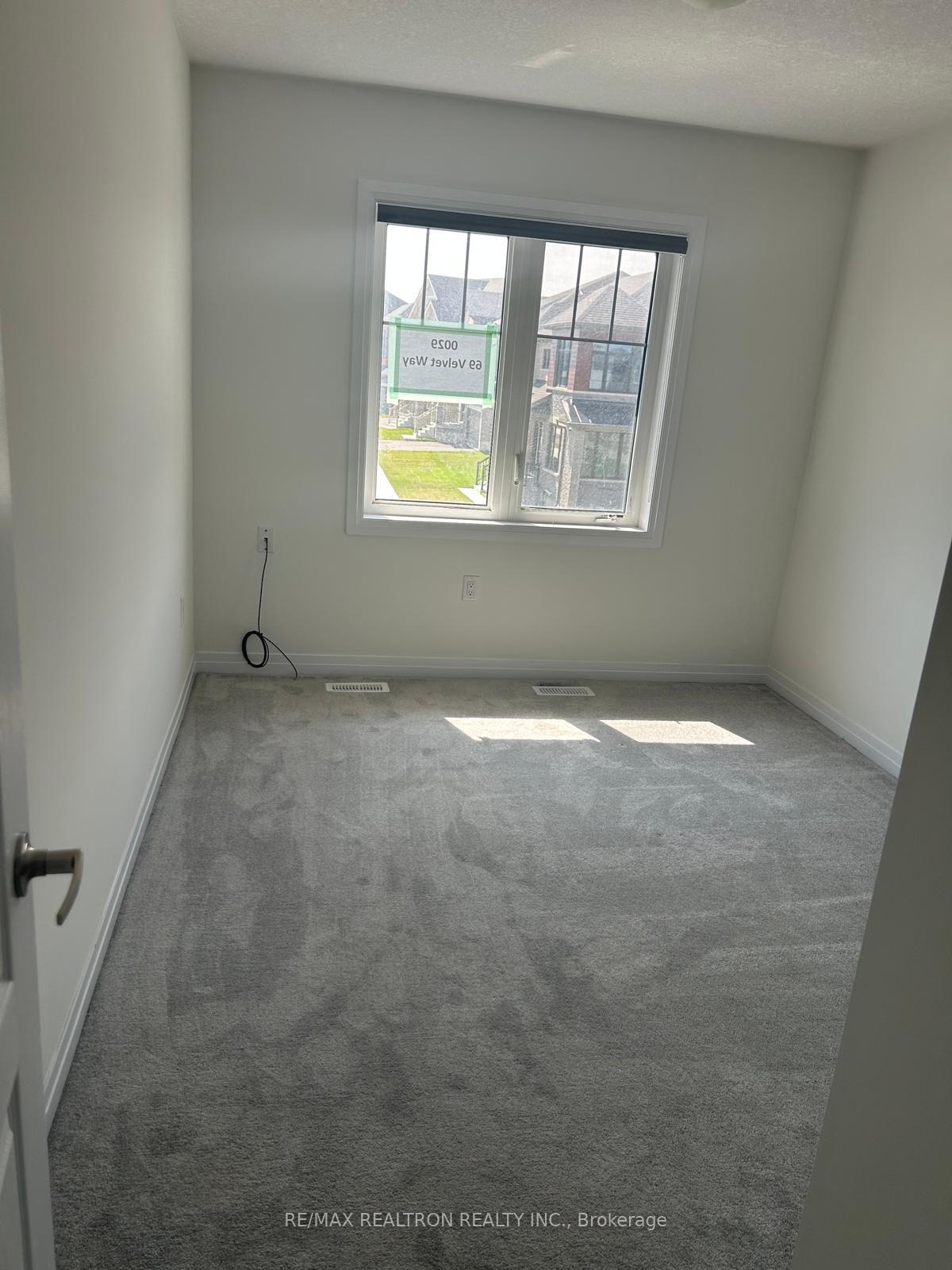 Photo 13 of 69 Velvet Way, Thorold, Rolling Meadows — HOMEH