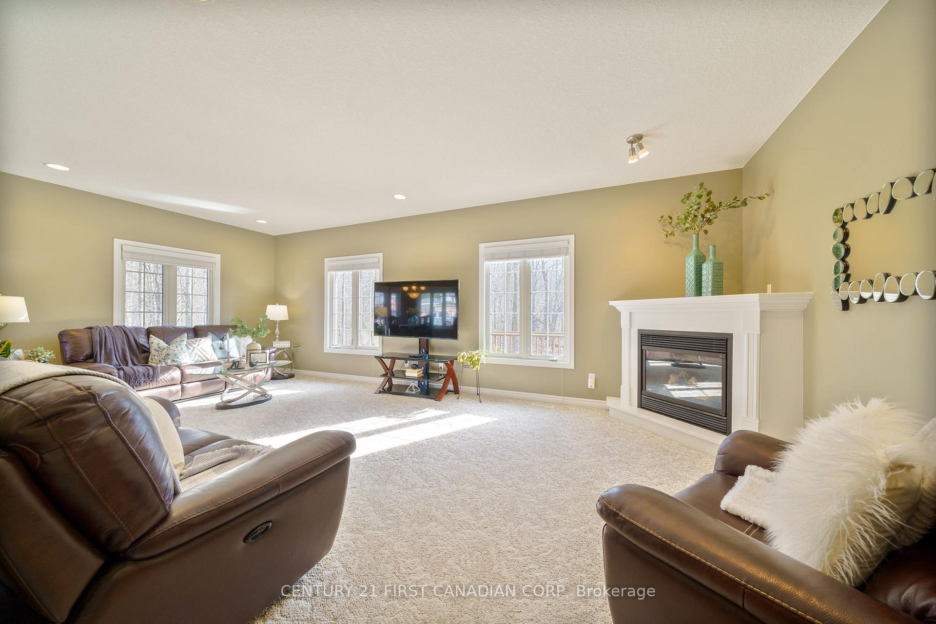 Photo 16 of 487 Petersen Avenue, Strathroy-Caradoc, NE — HOMEH