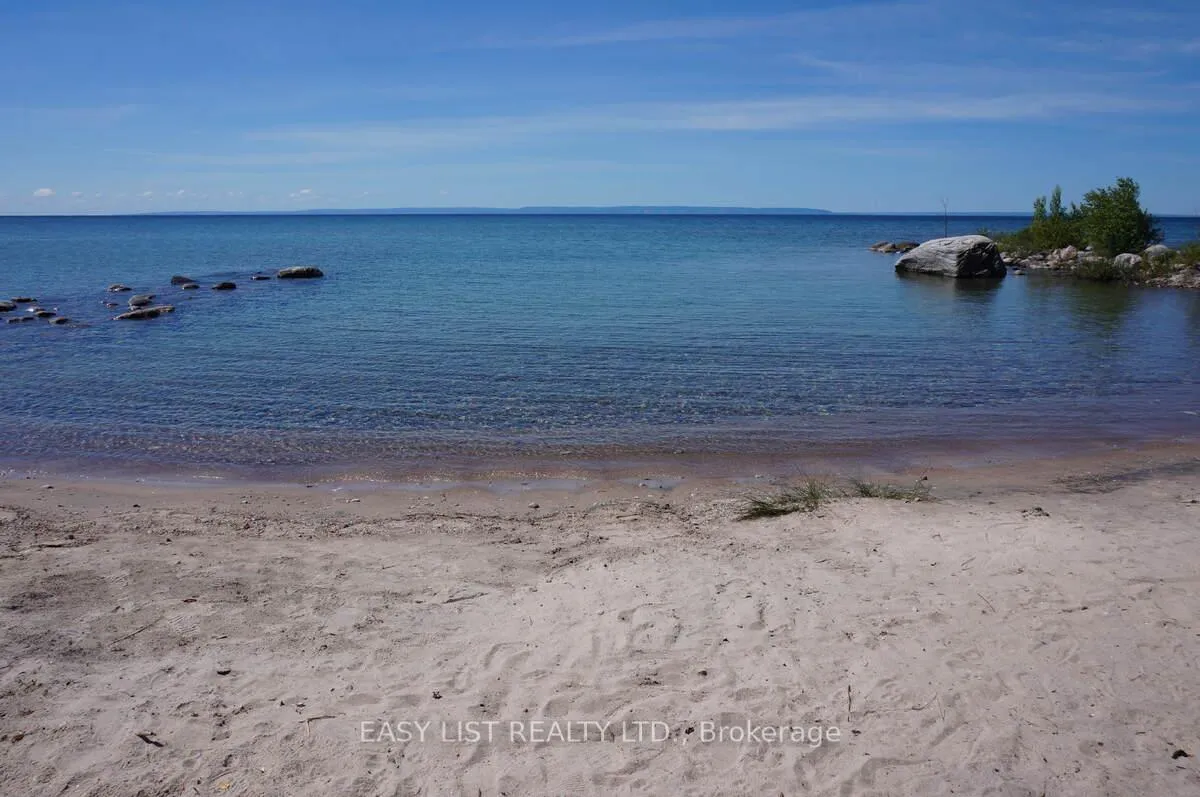 Photo of 1536 Tiny Beaches Road N