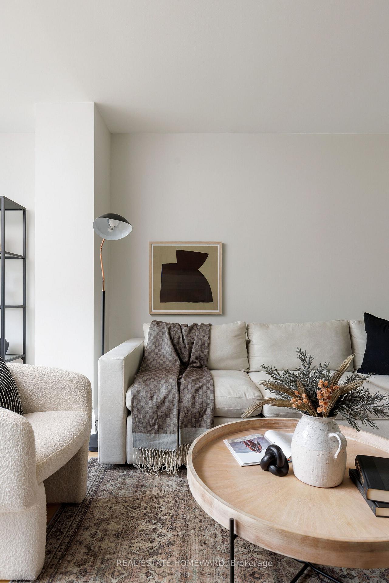 Photo 9 of 403 Scarborough Road, Toronto, East End-Danforth — HOMEH