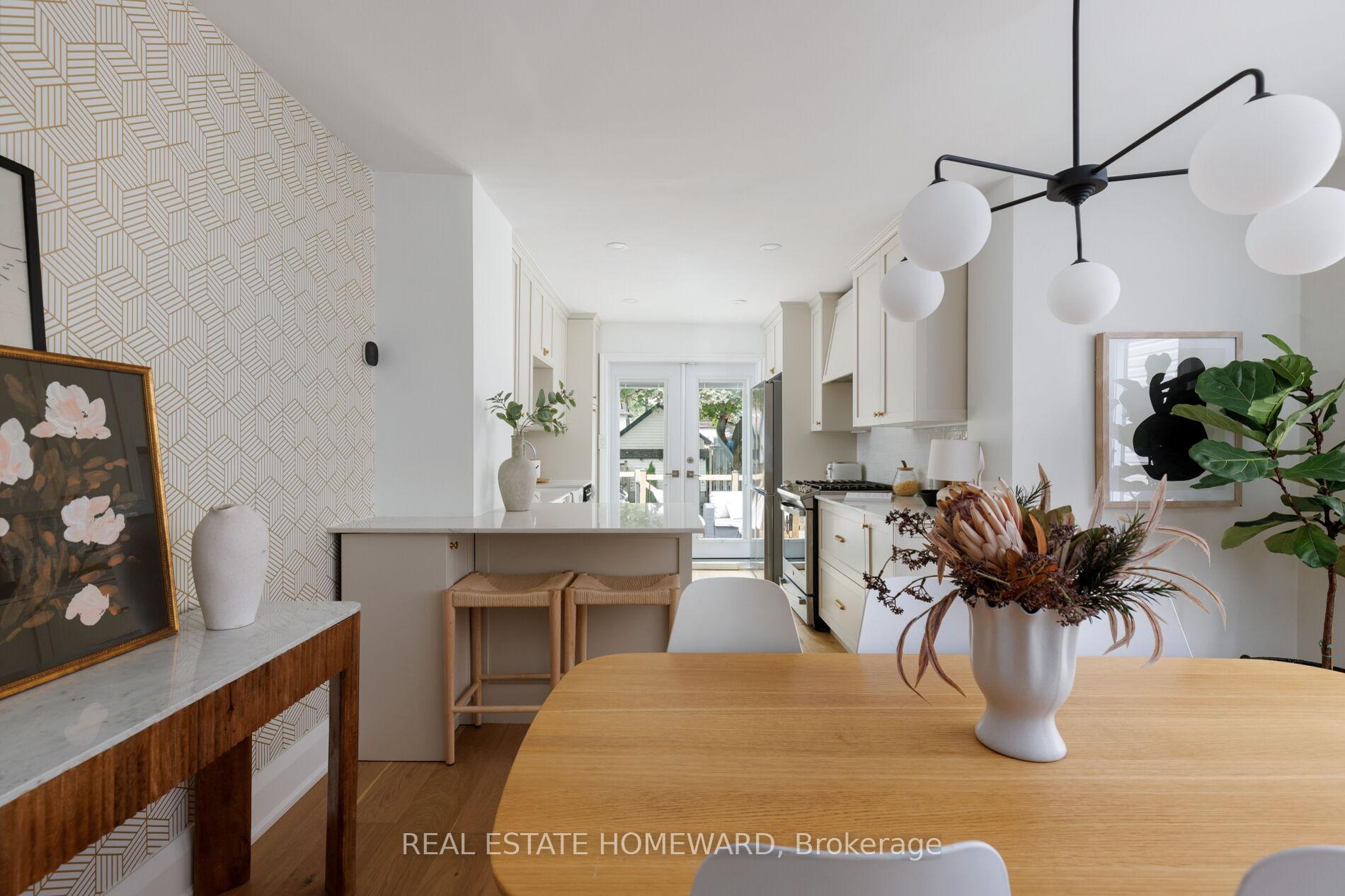 Photo 13 of 403 Scarborough Road, Toronto, East End-Danforth — HOMEH