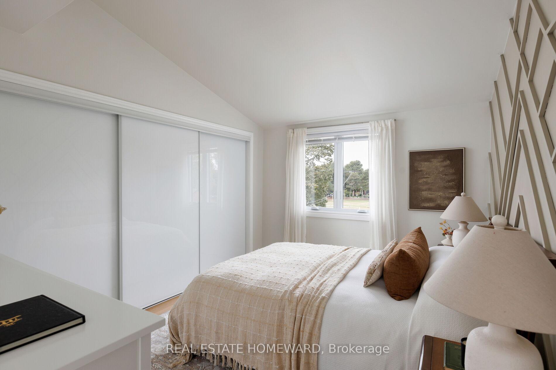 Photo 24 of 403 Scarborough Road, Toronto, East End-Danforth — HOMEH