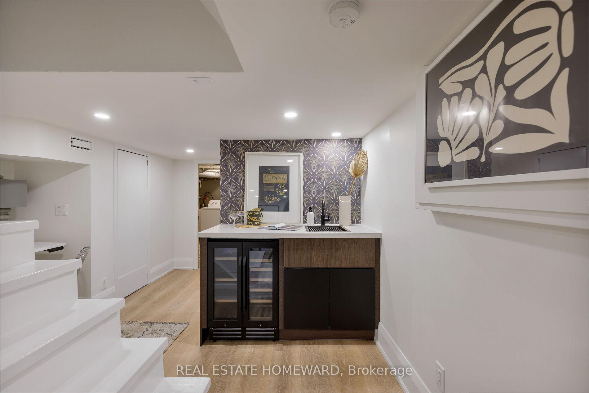 Photo 33 of 403 Scarborough Road, Toronto, East End-Danforth — HOMEH