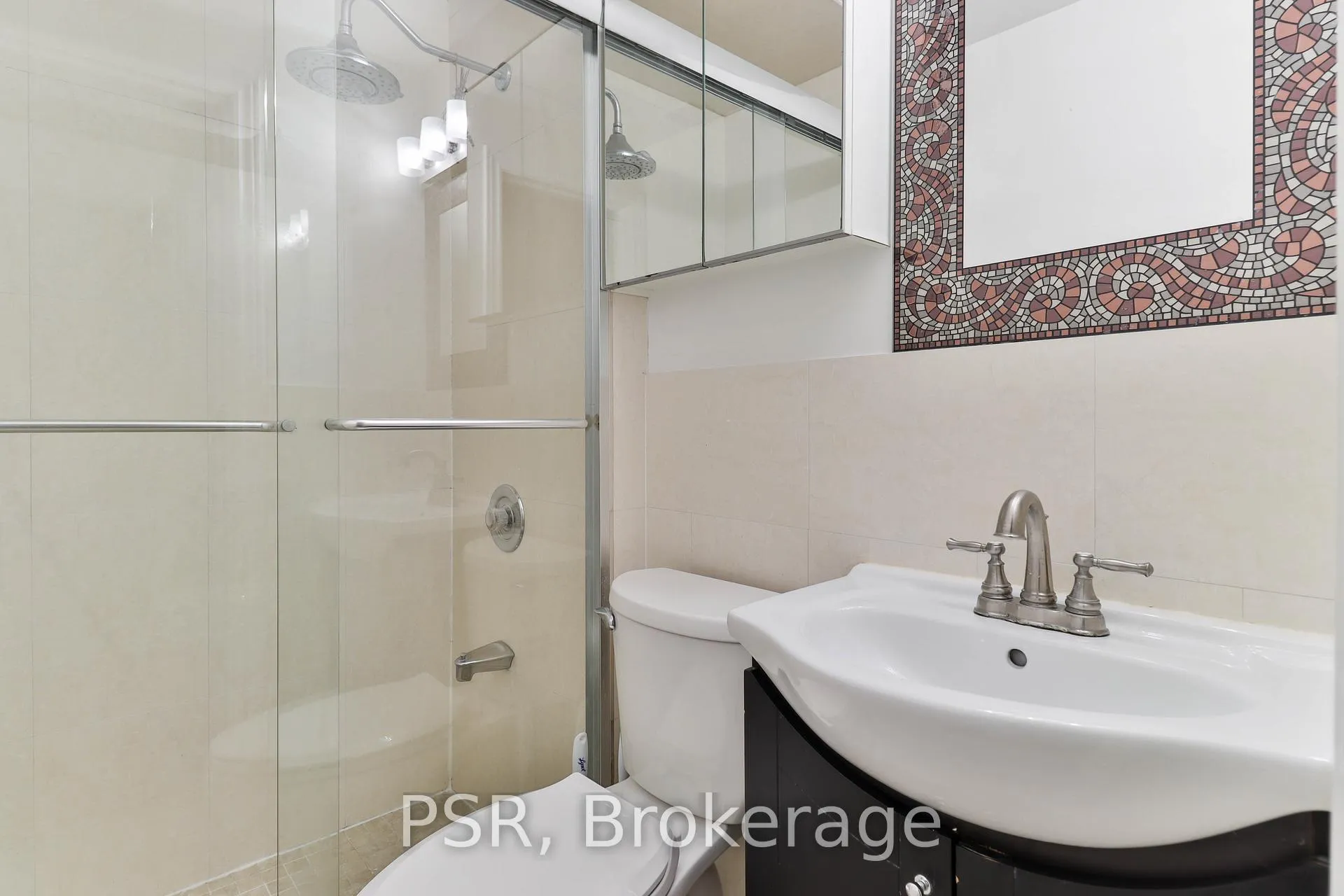 Photo 9 of 212 Coxwell Avenue, Toronto, Greenwood-Coxwell — HOMEH