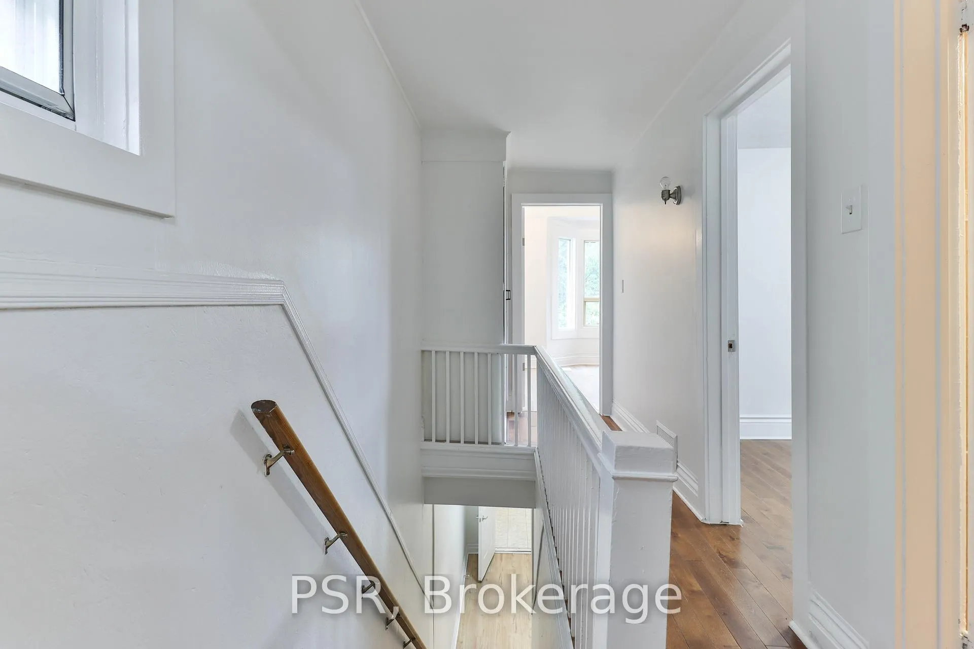 Photo 15 of 212 Coxwell Avenue, Toronto, Greenwood-Coxwell — HOMEH