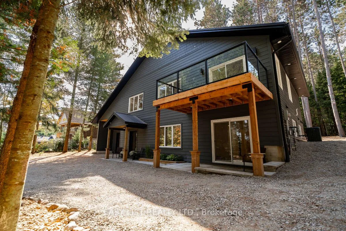 Photo 10 of 14 Eagle Road, Tiny, Rural Tiny — HOMEH