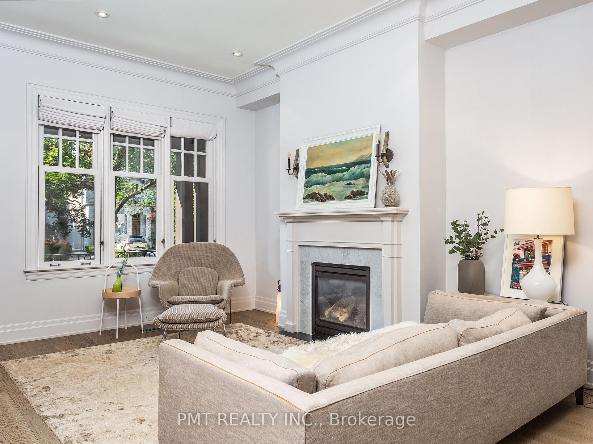 Photo 6 of 164 Sheldrake Boulevard, Toronto, Mount Pleasant East — HOMEH