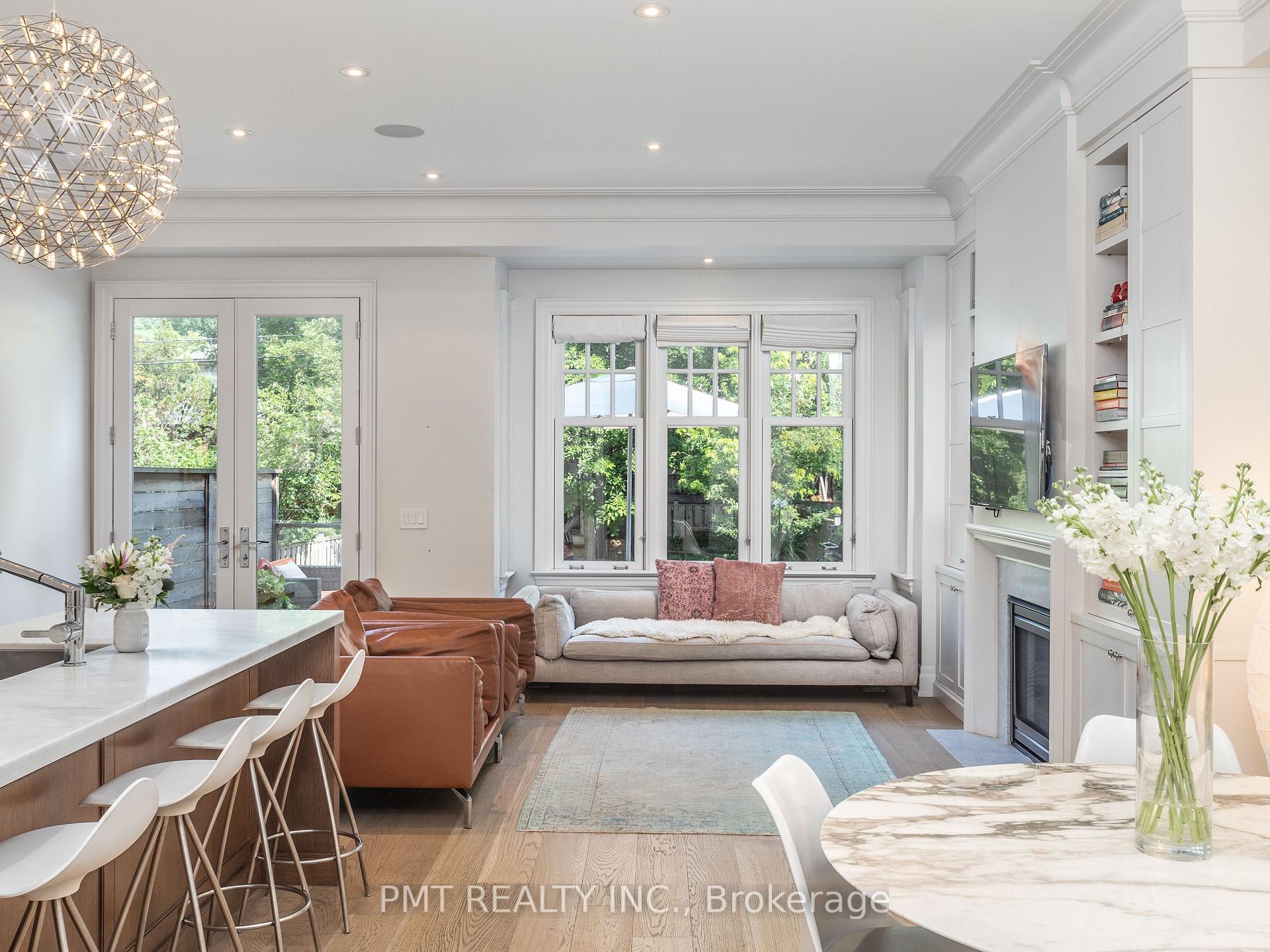 Photo 15 of 164 Sheldrake Boulevard, Toronto, Mount Pleasant East — HOMEH
