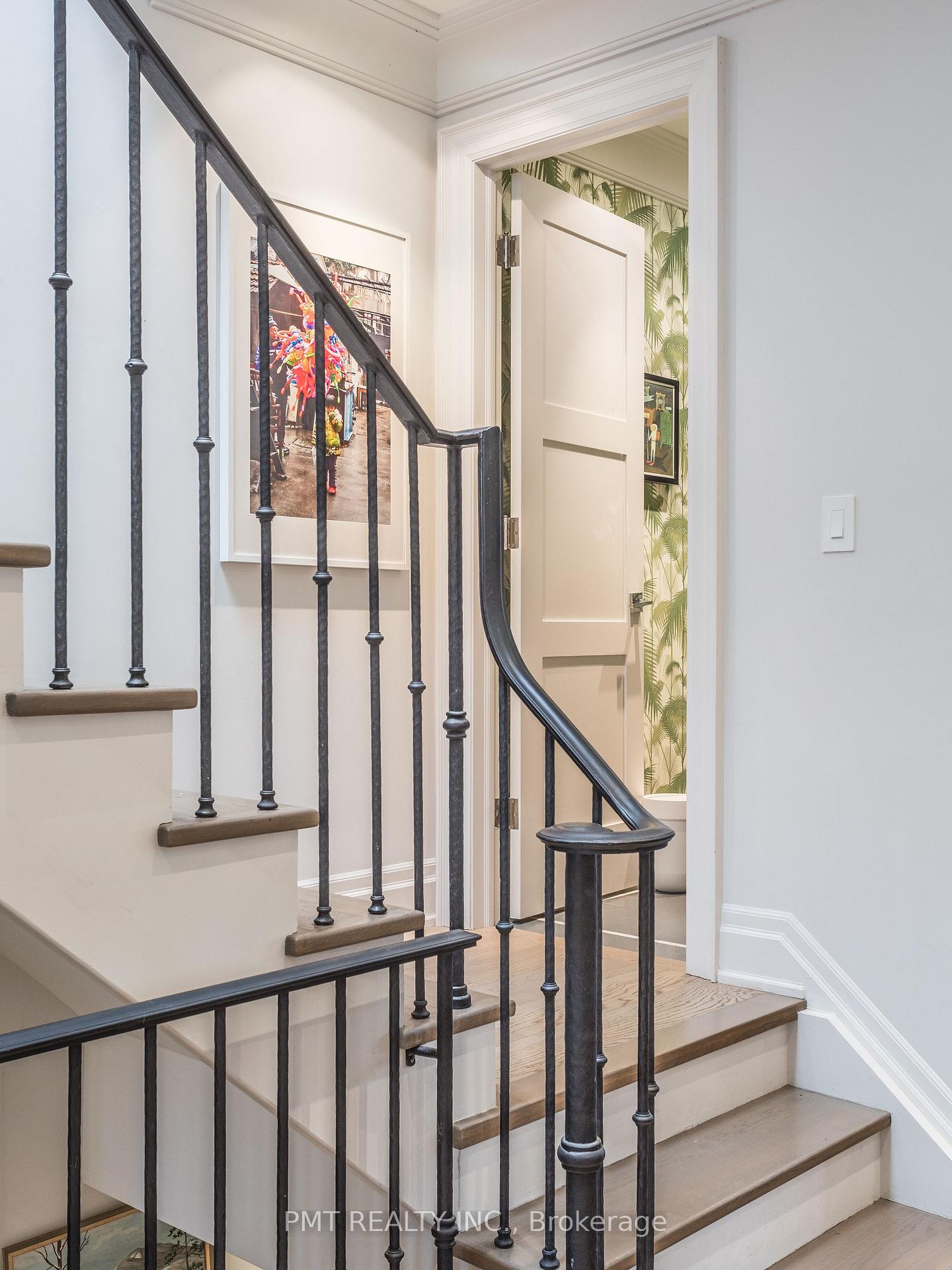 Photo 18 of 164 Sheldrake Boulevard, Toronto, Mount Pleasant East — HOMEH