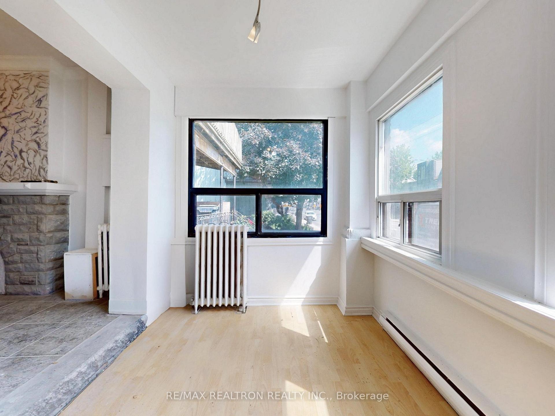 Photo 10 of 778 Pape Avenue, Toronto, Playter Estates-Danforth — HOMEH