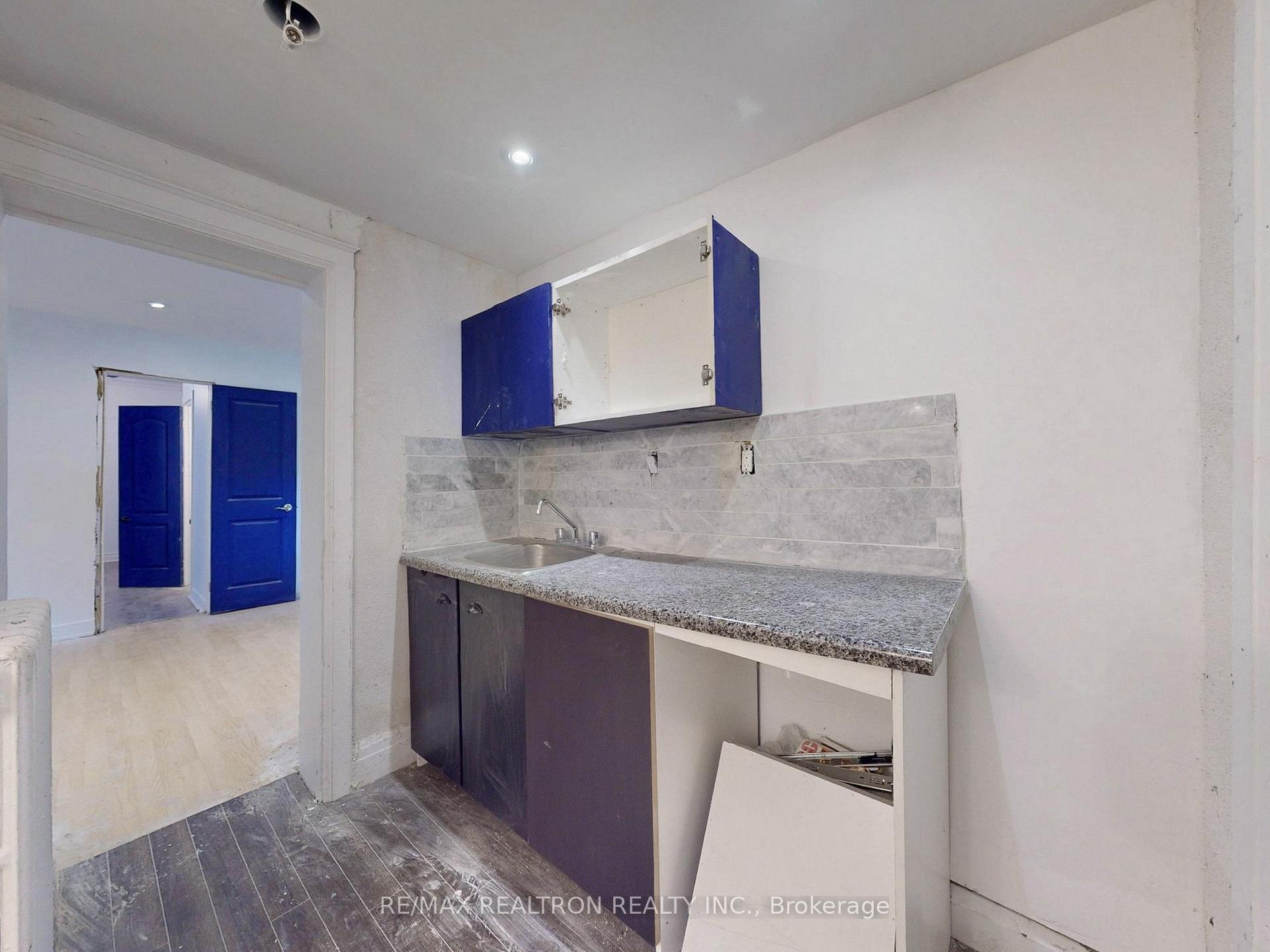 Photo 12 of 778 Pape Avenue, Toronto, Playter Estates-Danforth — HOMEH