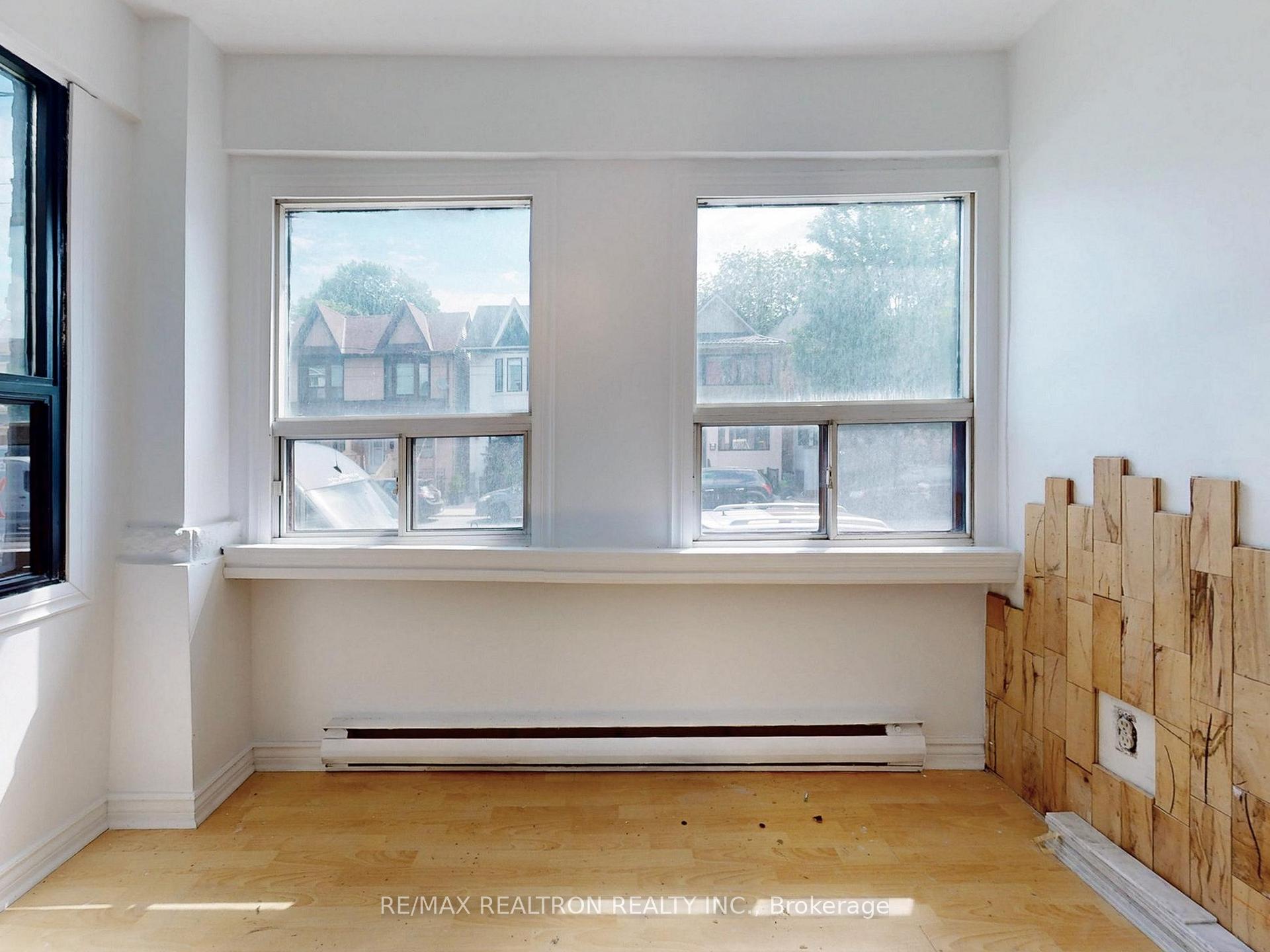 Photo 23 of 778 Pape Avenue, Toronto, Playter Estates-Danforth — HOMEH