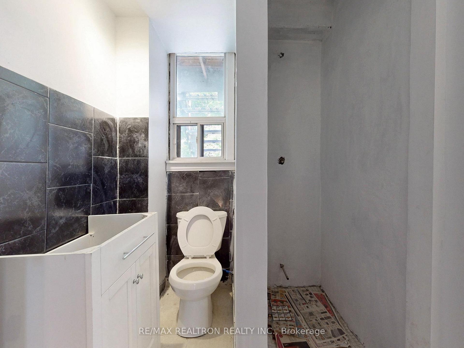 Photo 30 of 778 Pape Avenue, Toronto, Playter Estates-Danforth — HOMEH