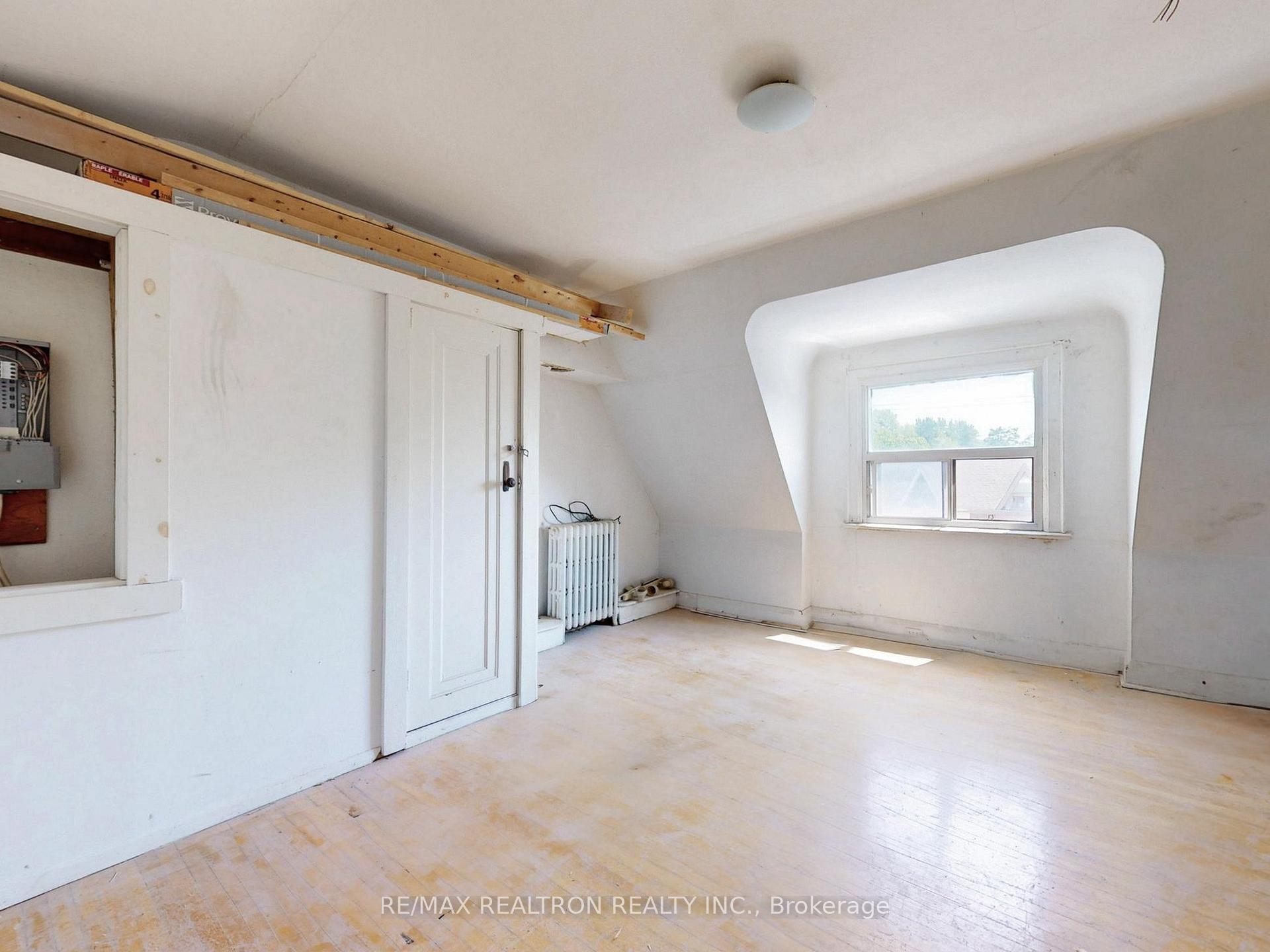 Photo 33 of 778 Pape Avenue, Toronto, Playter Estates-Danforth — HOMEH