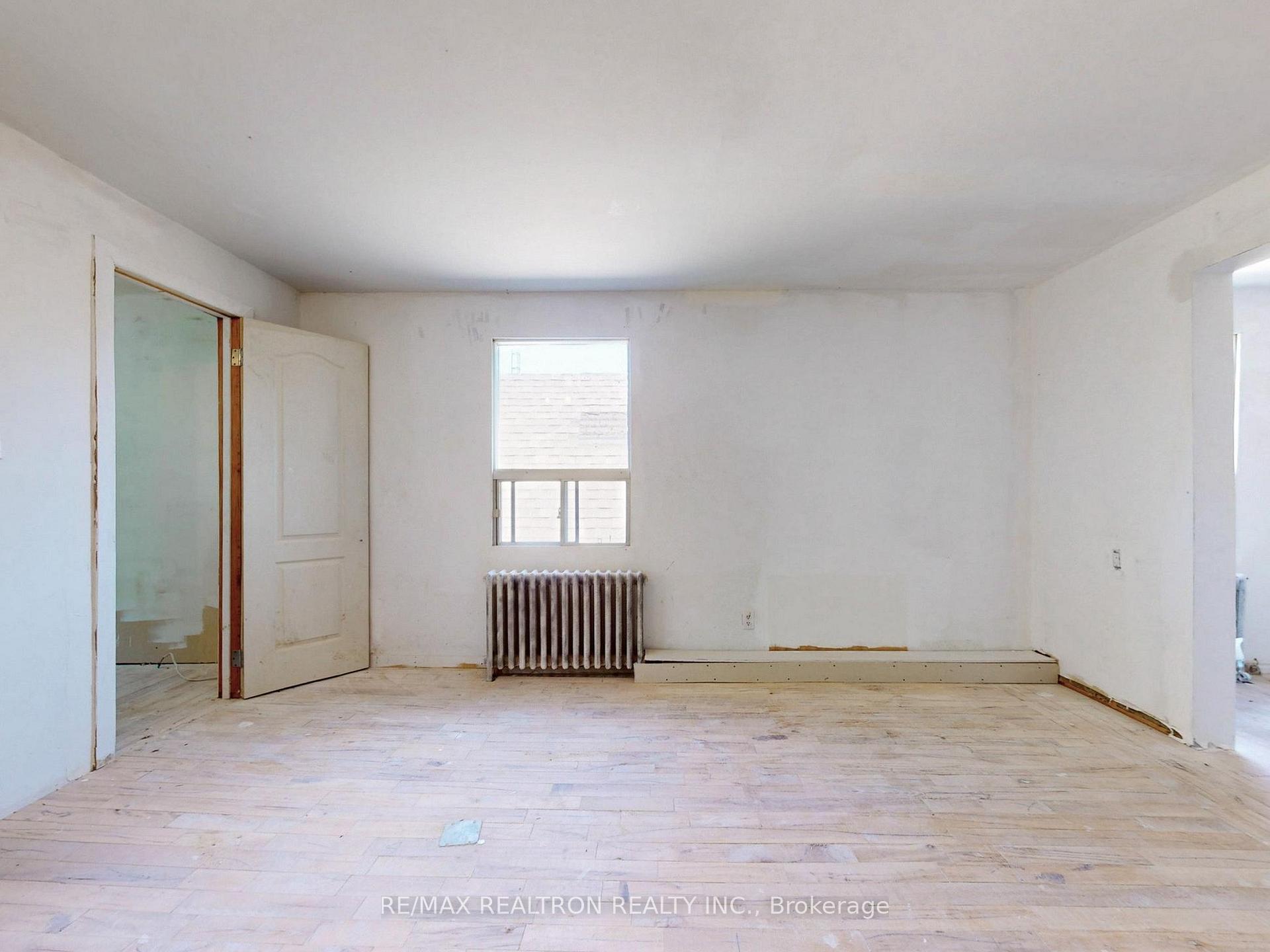 Photo 36 of 778 Pape Avenue, Toronto, Playter Estates-Danforth — HOMEH