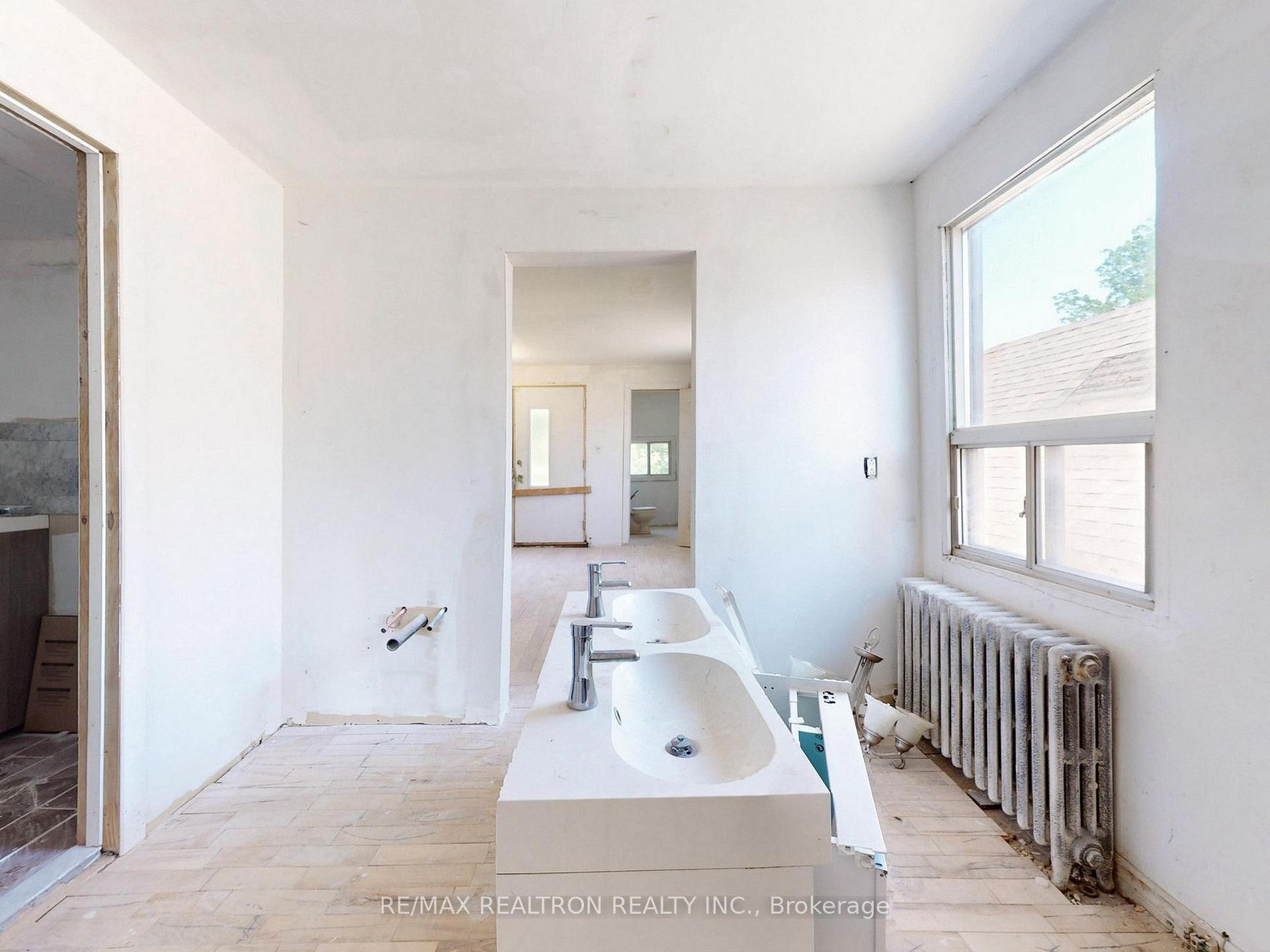 Photo 38 of 778 Pape Avenue, Toronto, Playter Estates-Danforth — HOMEH