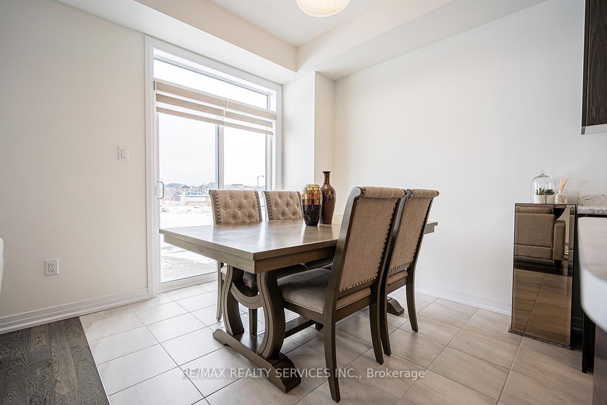 Photo 10 of 119 Brighton Lane, Thorold, Rolling Meadows — HOMEH