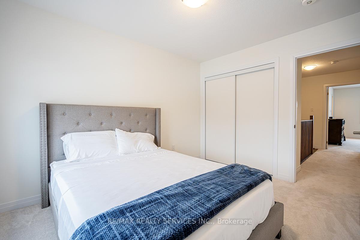 Photo 19 of 119 Brighton Lane, Thorold, Rolling Meadows — HOMEH