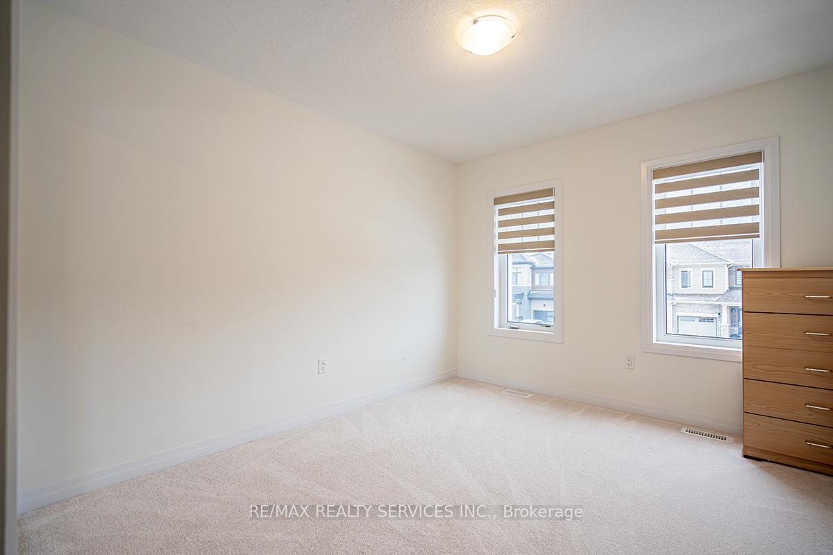 Photo 20 of 119 Brighton Lane, Thorold, Rolling Meadows — HOMEH