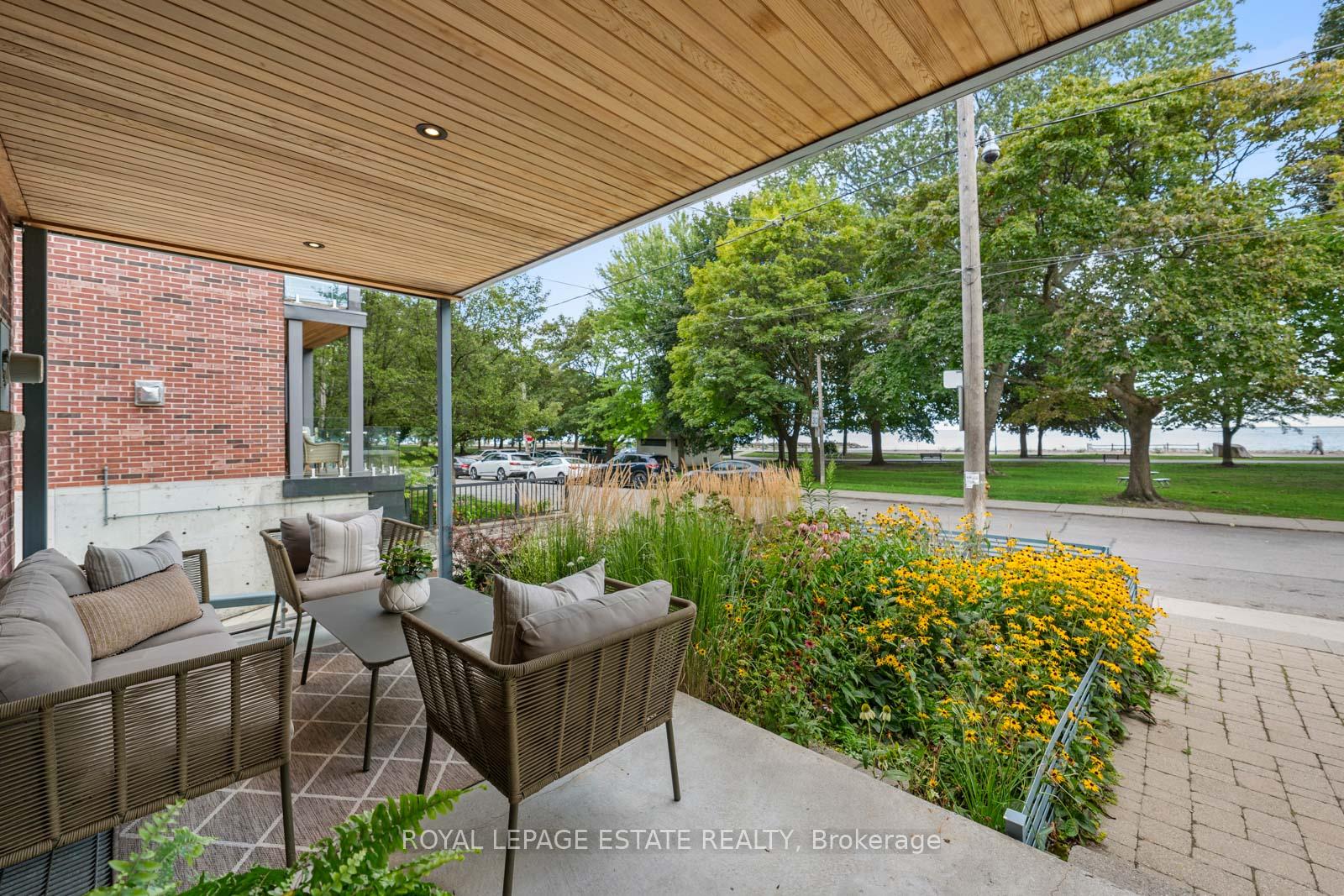 Photo 5 of 62 Hubbard Boulevard, Toronto, The Beaches — HOMEH