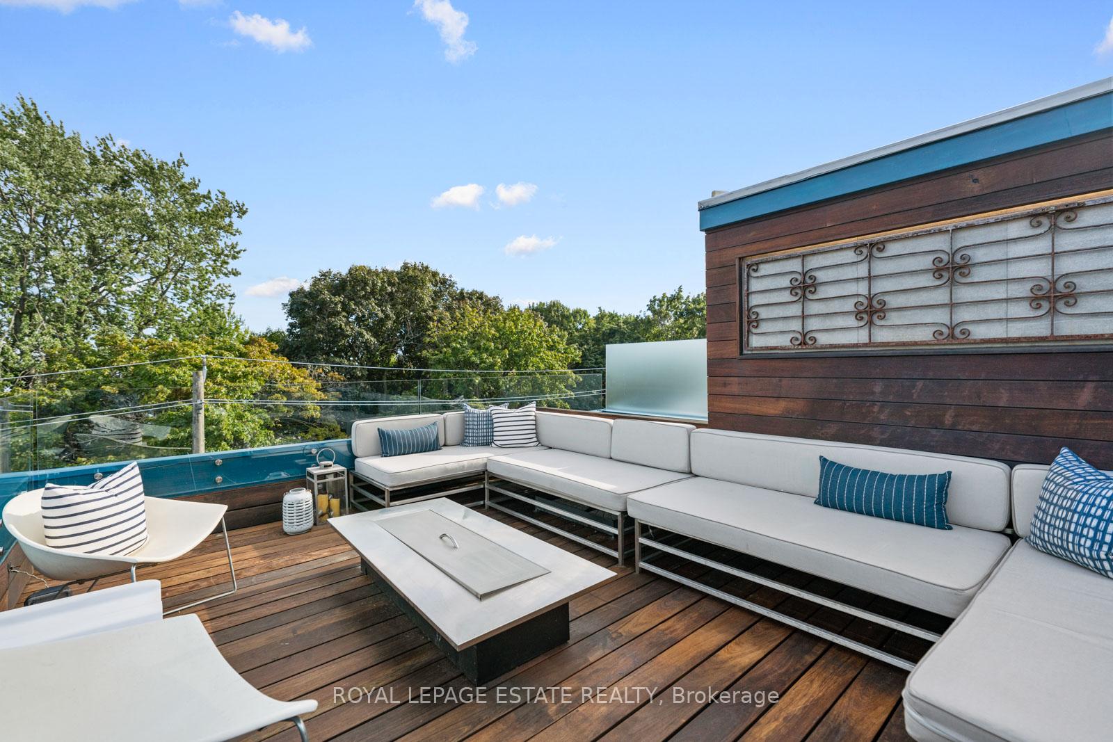 Photo 34 of 62 Hubbard Boulevard, Toronto, The Beaches — HOMEH