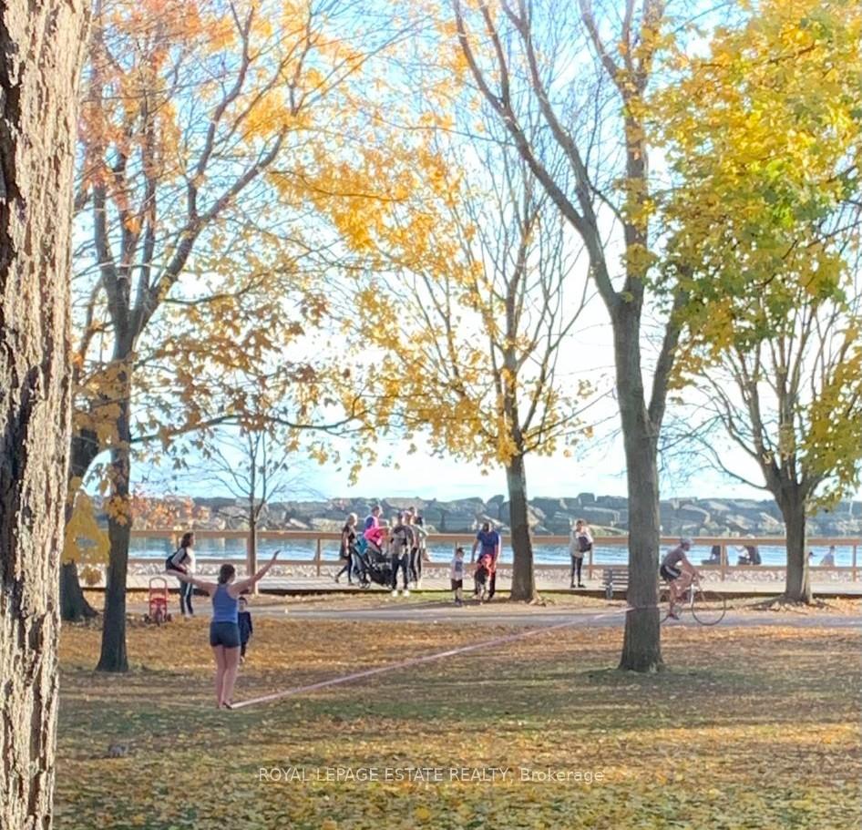 Photo 44 of 62 Hubbard Boulevard, Toronto, The Beaches — HOMEH