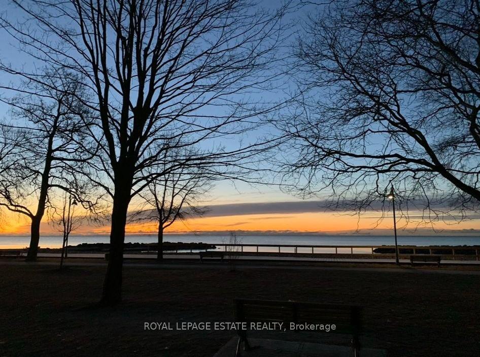 Photo 46 of 62 Hubbard Boulevard, Toronto, The Beaches — HOMEH
