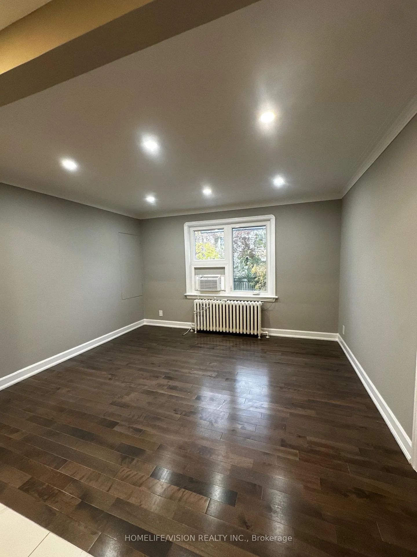 Photo 5 of Unit 3, 238 Glebemount Avenue, Toronto, Danforth Village-East York — HOMEH