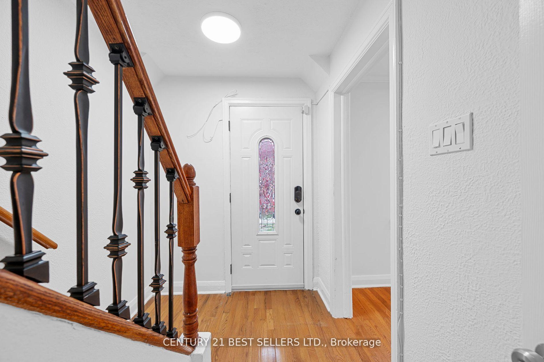Photo 6 of 51 Hertle Avenue, Toronto, Greenwood-Coxwell — HOMEH