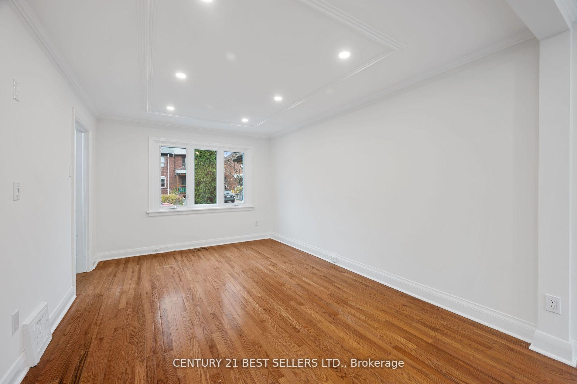Photo 11 of 51 Hertle Avenue, Toronto, Greenwood-Coxwell — HOMEH