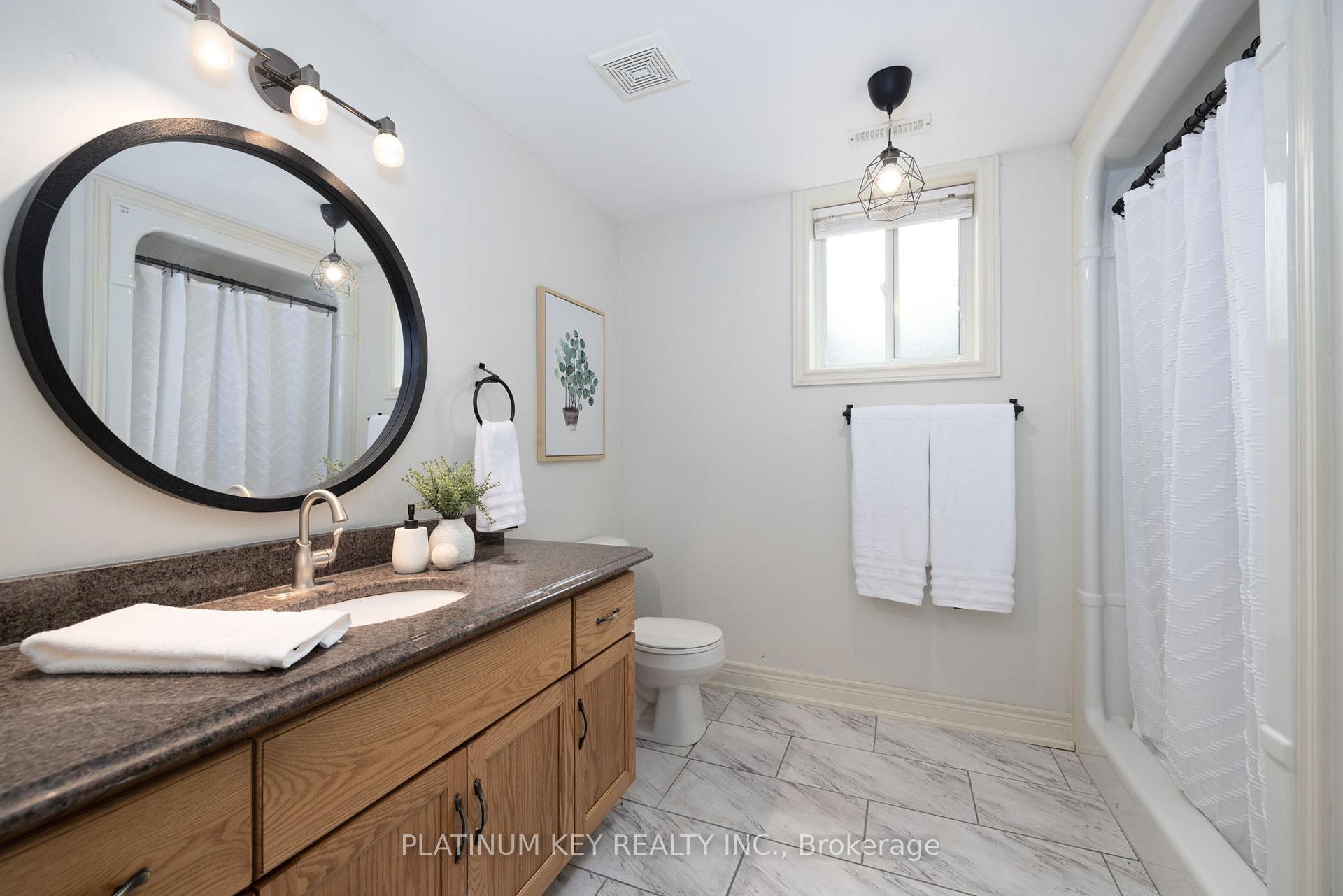 Photo 21 of 60 Bridle Path, Strathroy-Caradoc, SW — HOMEH