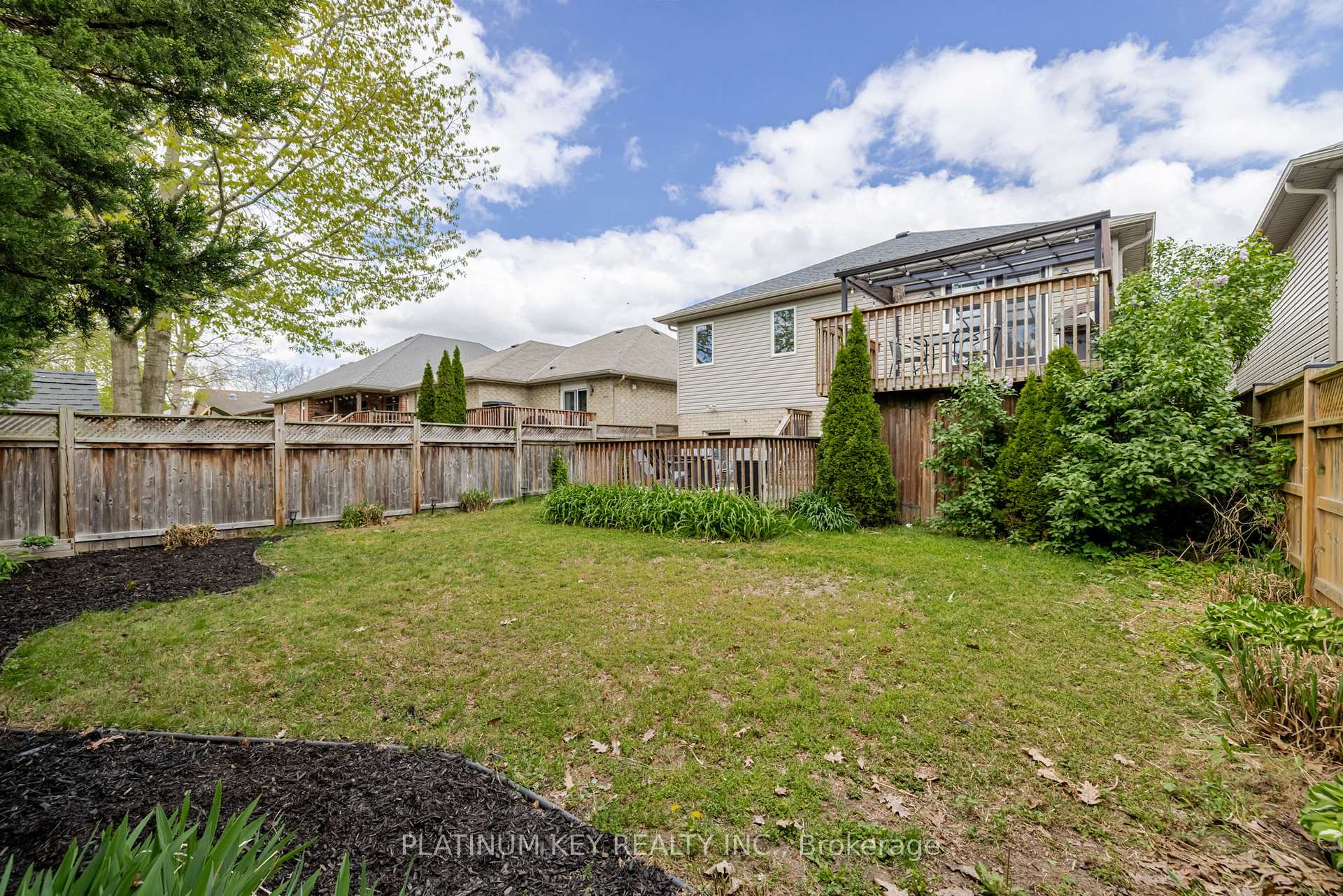 Photo 28 of 60 Bridle Path, Strathroy-Caradoc, SW — HOMEH