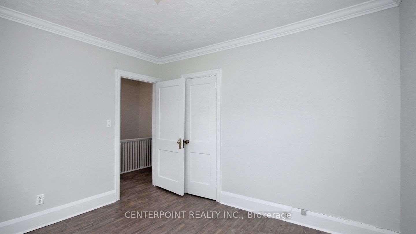 Photo 11 of 23 Belle Ayre Boulevard, Toronto, Mount Pleasant East — HOMEH