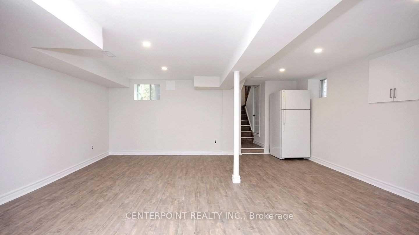 Photo 15 of 23 Belle Ayre Boulevard, Toronto, Mount Pleasant East — HOMEH