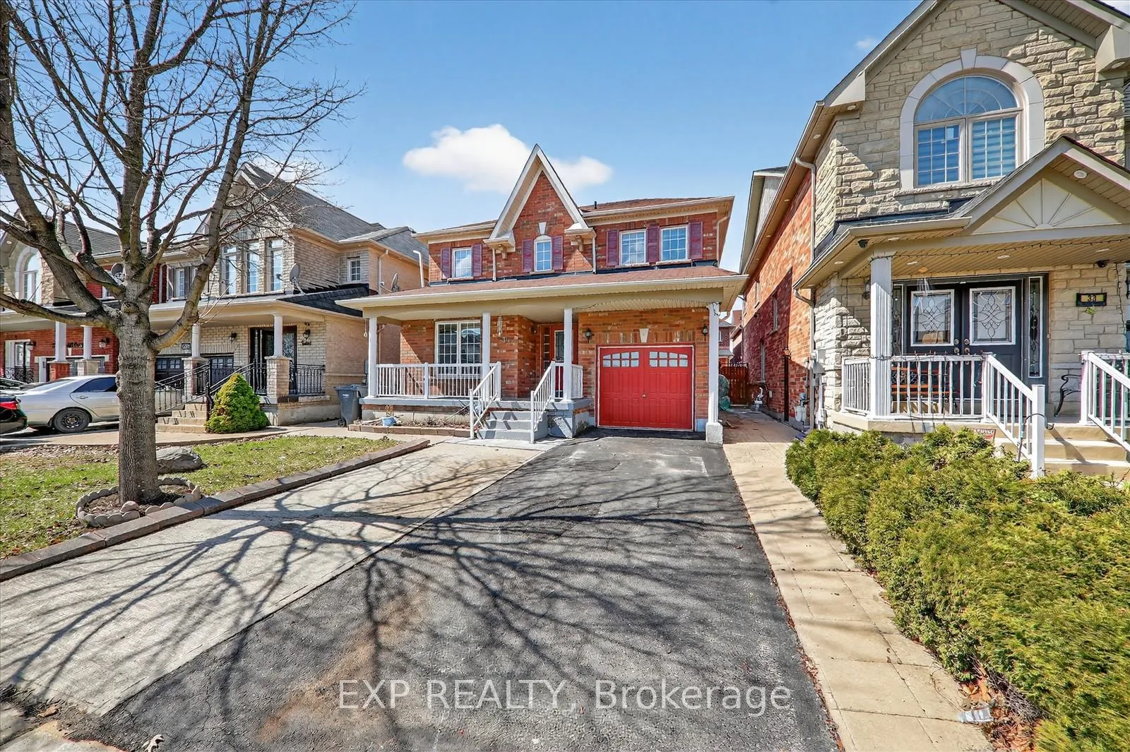 Photo 4 of 31 Cobblehill Crescent, Brampton, Bram East — HOMEH